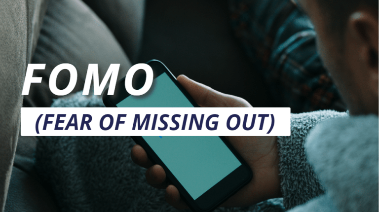 FOMO (Fear Of Missing Out) : Pengertian & Contohnya